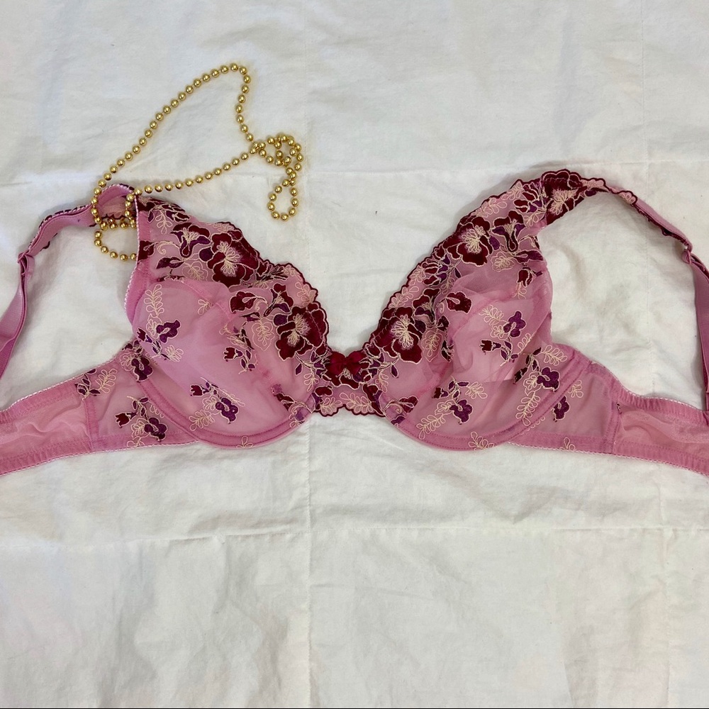 NWT Unlined 34D Bra